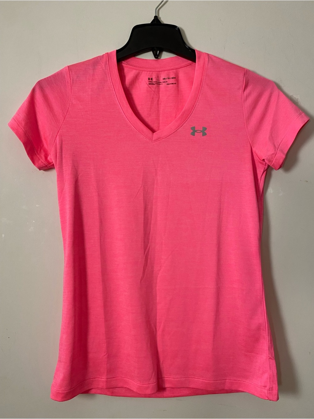 Under Armour Women's Hot Pink V-Neck Short Sleeve Tee